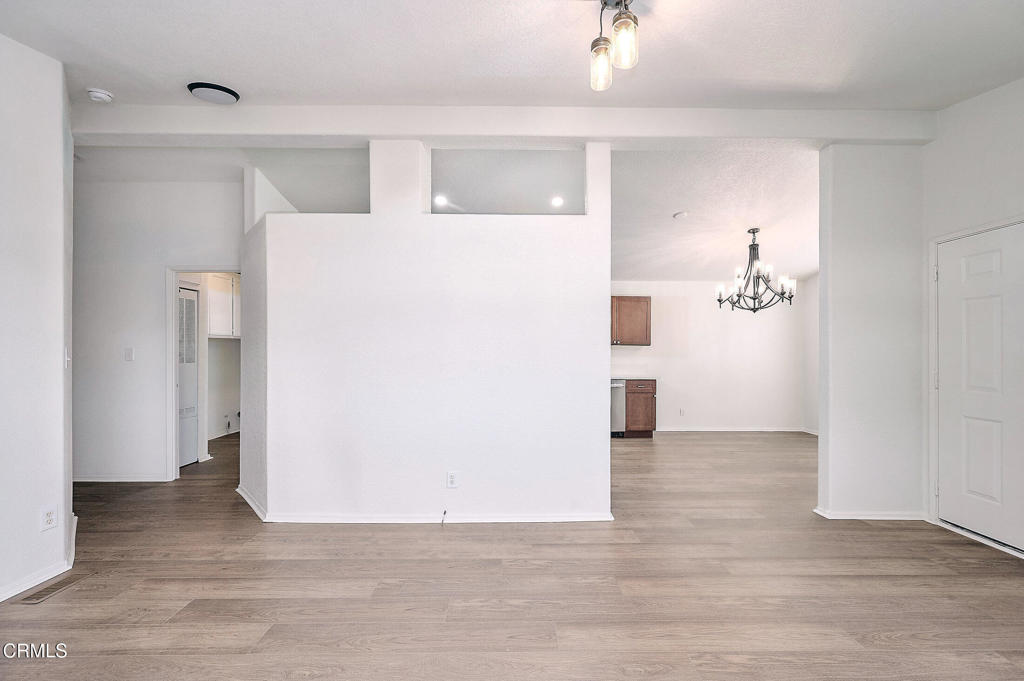 1150 Ventura Boulevard 126