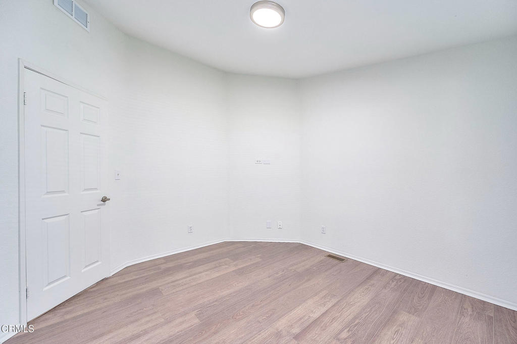 1150 Ventura Boulevard 126