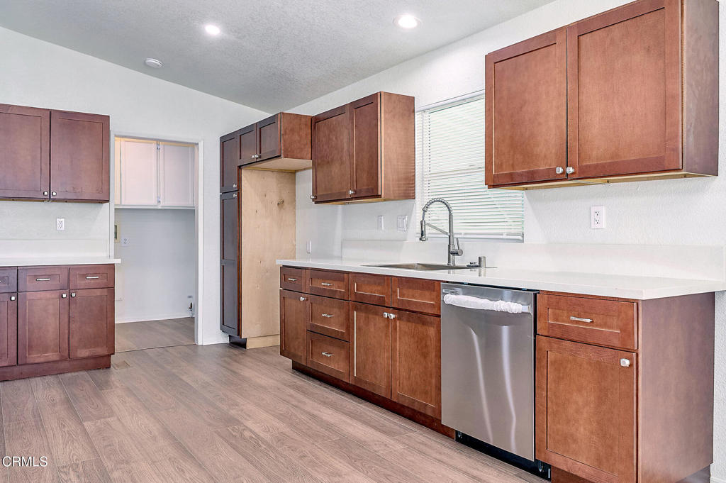 1150 Ventura Boulevard 126