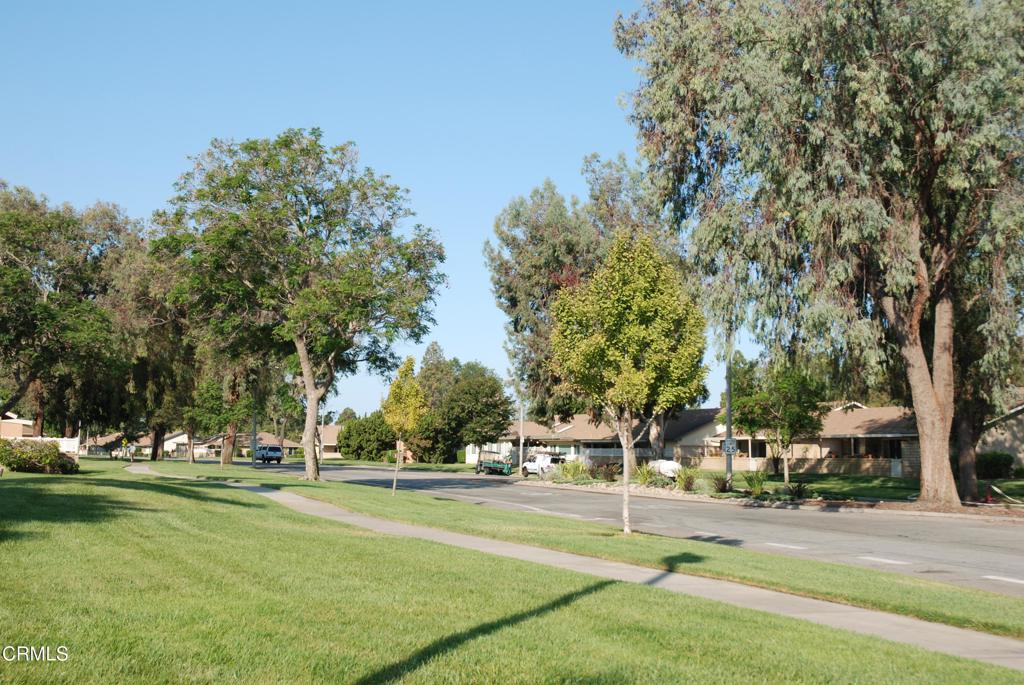6213 Village 6