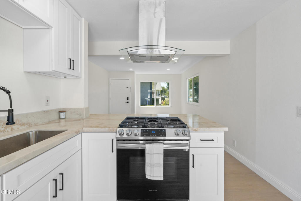 2100 Alexander Street