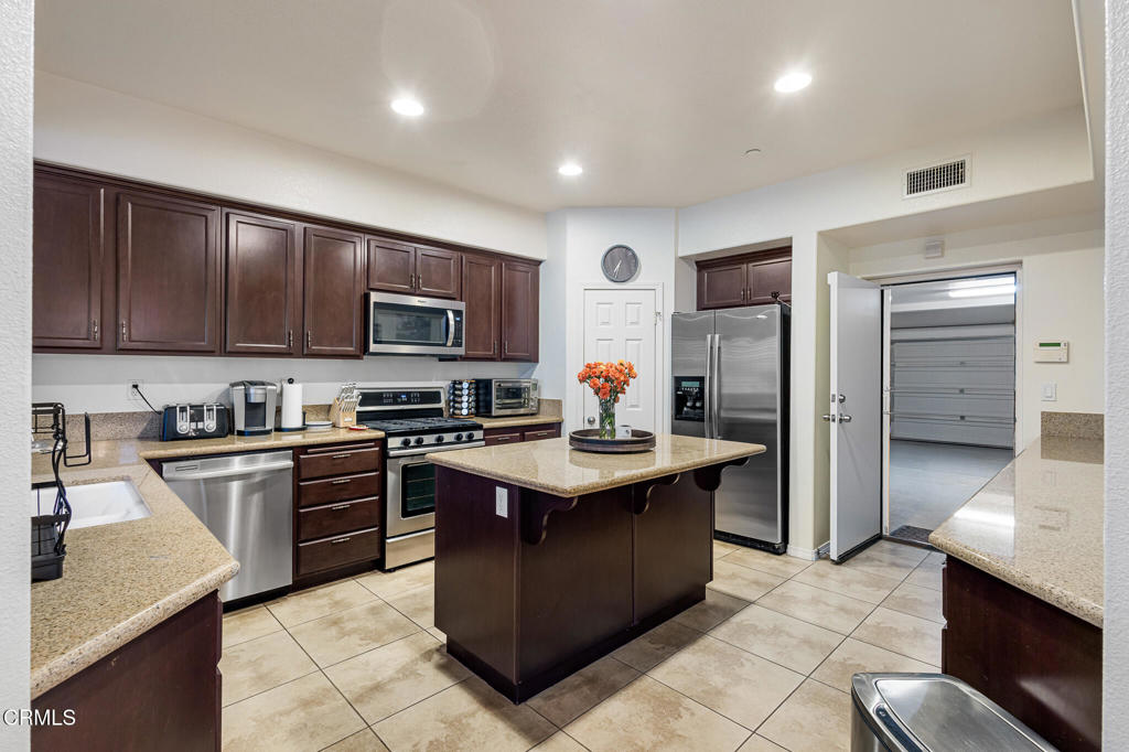 3113 London Lane