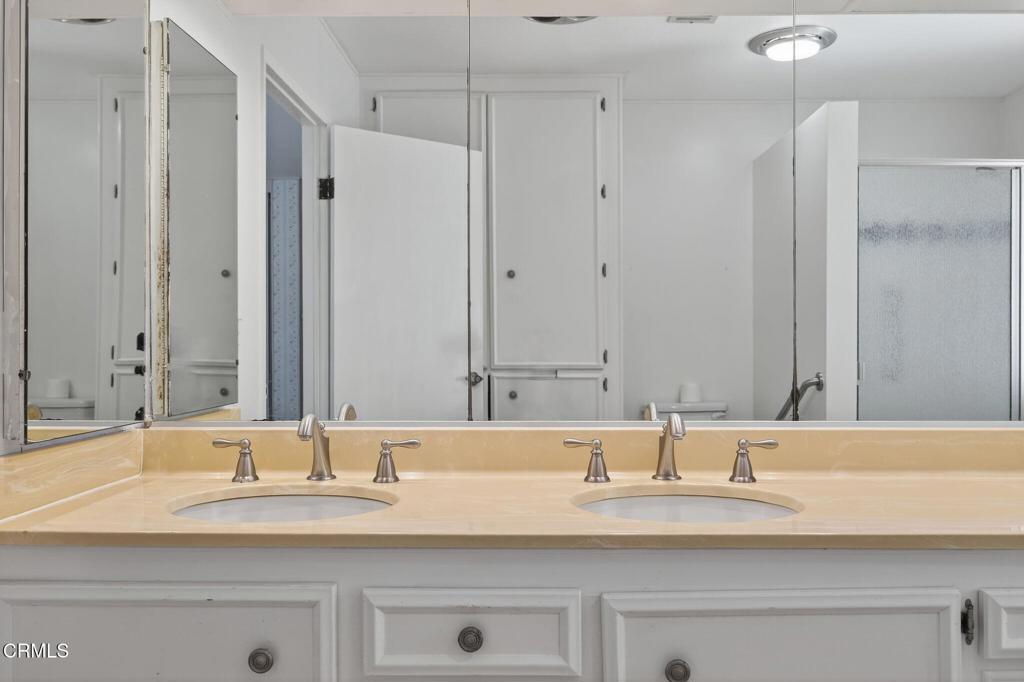 81 Poinsettia Gardens Drive