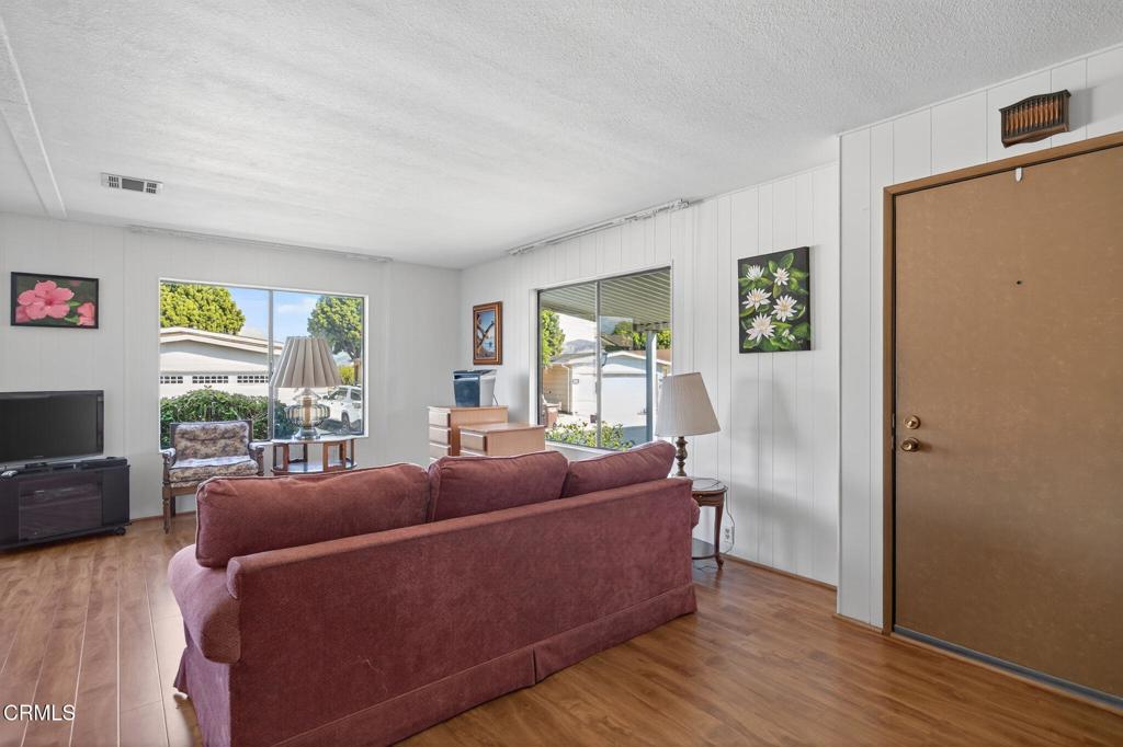 81 Poinsettia Gardens Drive