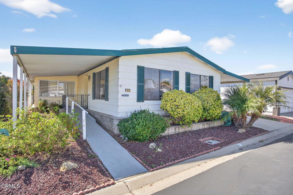 81 Poinsettia Gardens Drive