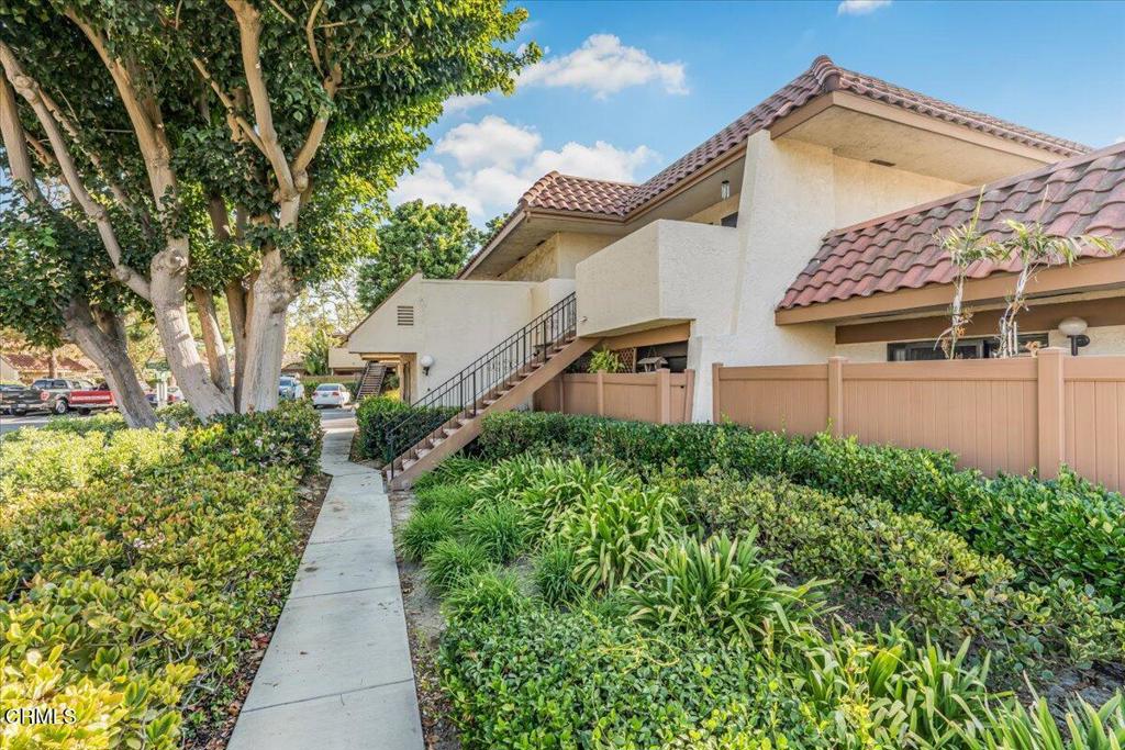 717 Thoreau Ln Lane