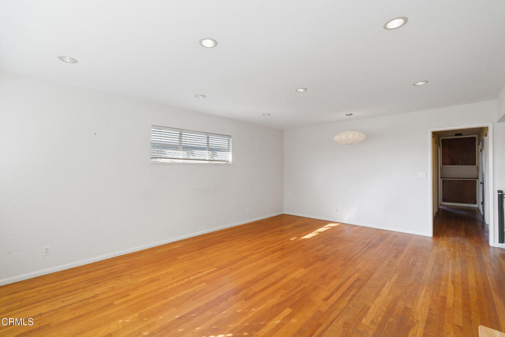 41 N Wake Forest Avenue