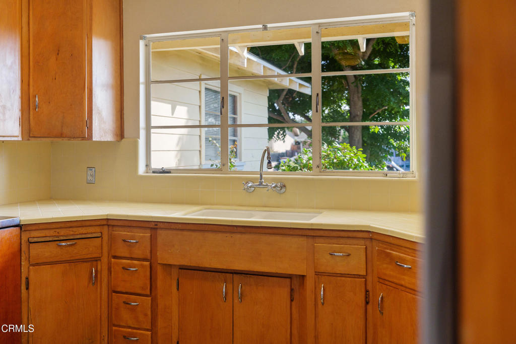 41 N Wake Forest Avenue