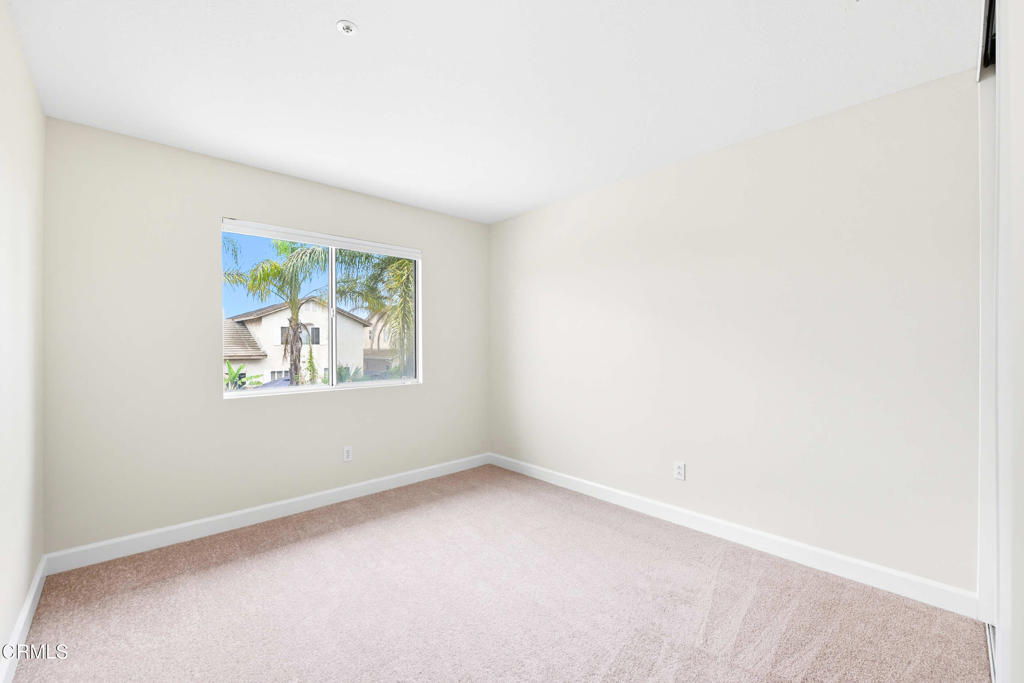 1546 Daffodil Avenue