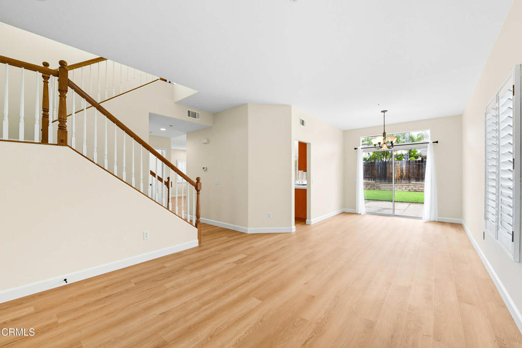 1546 Daffodil Avenue