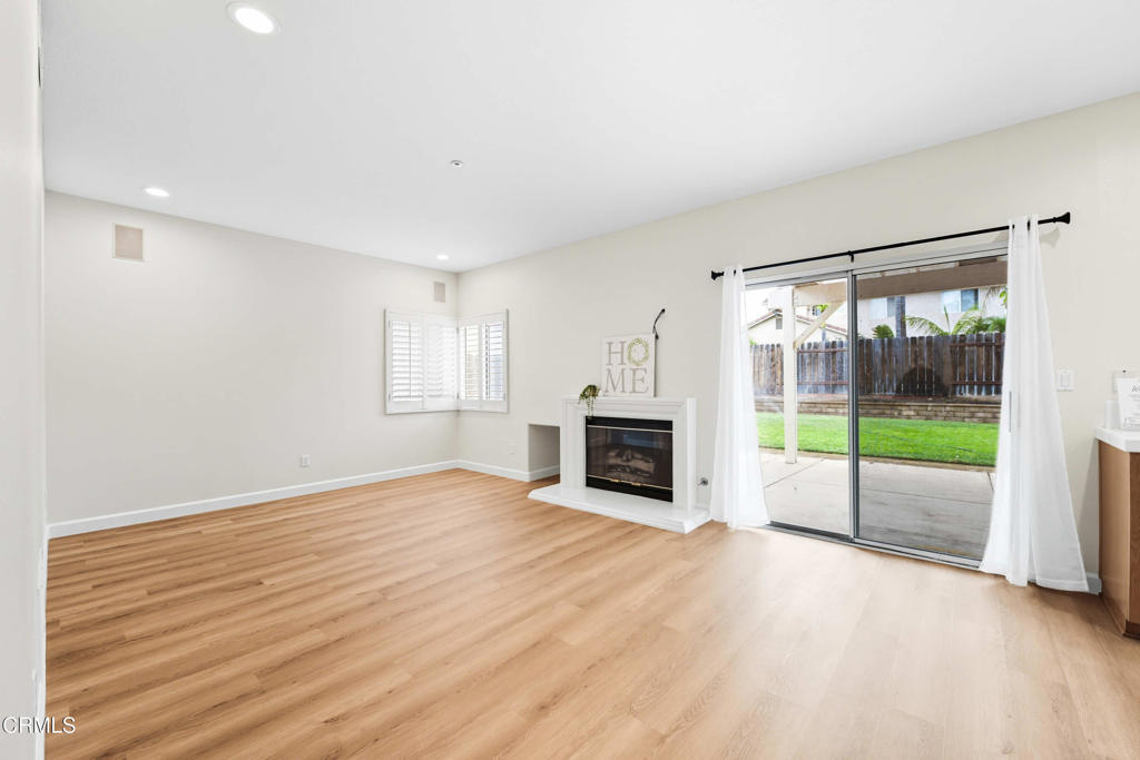 1546 Daffodil Avenue