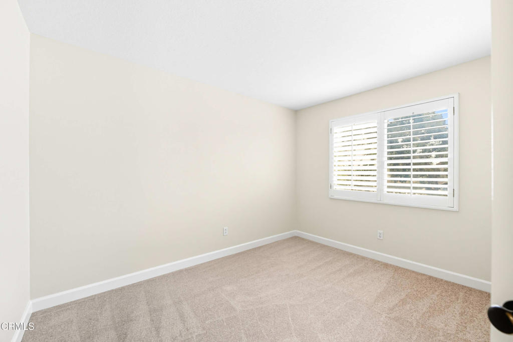 1546 Daffodil Avenue