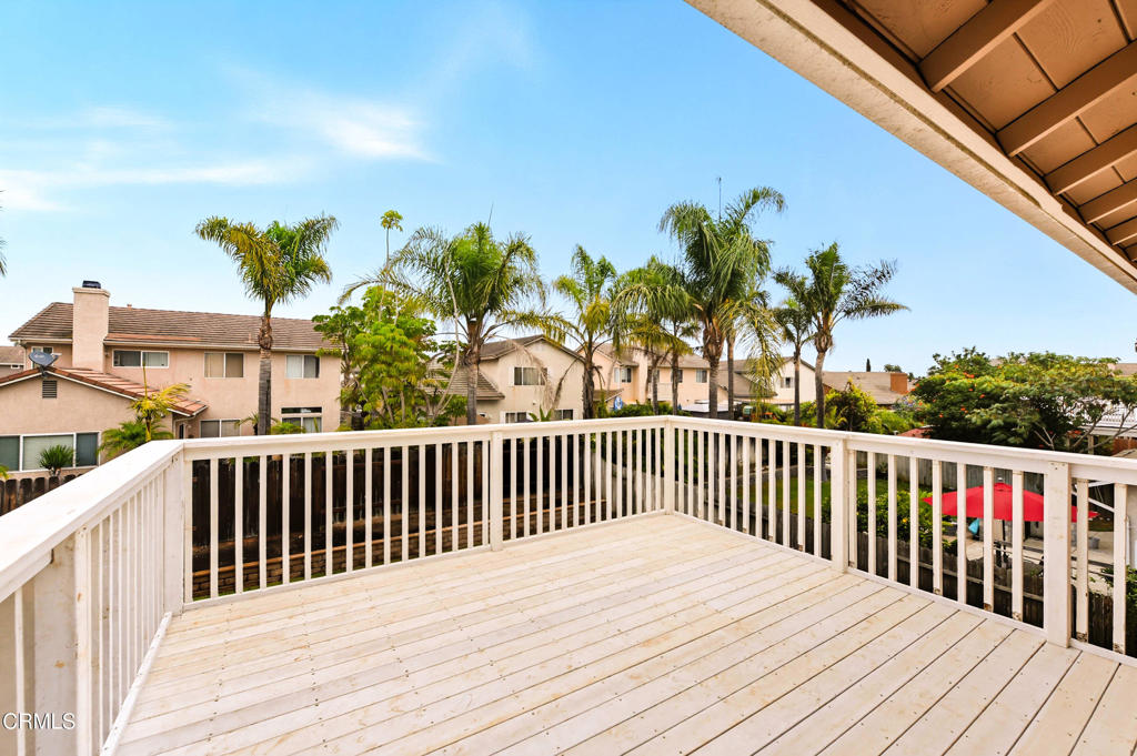 1546 Daffodil Avenue