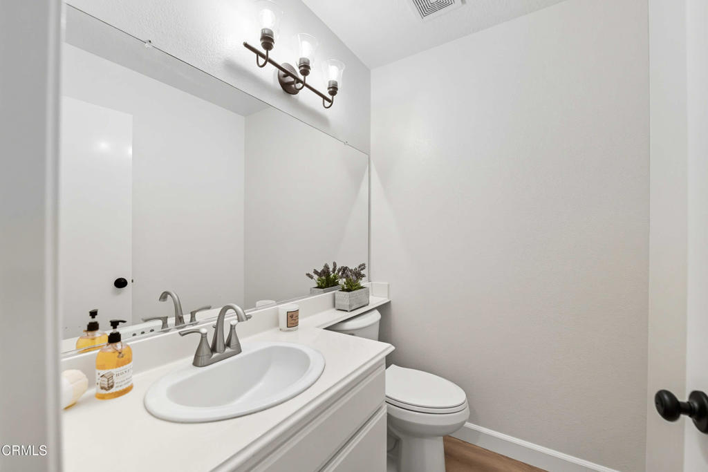 1546 Daffodil Avenue