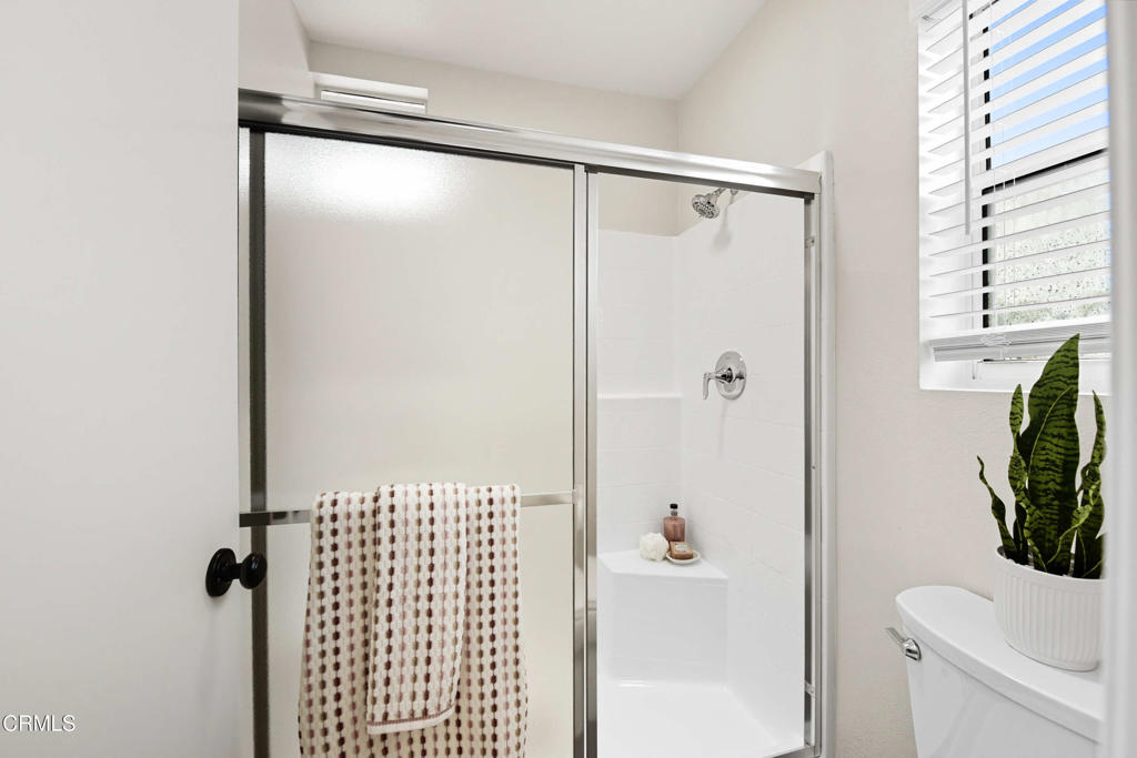 1546 Daffodil Avenue