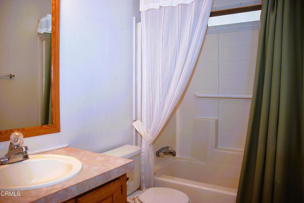 4388 E Central Avenue 63