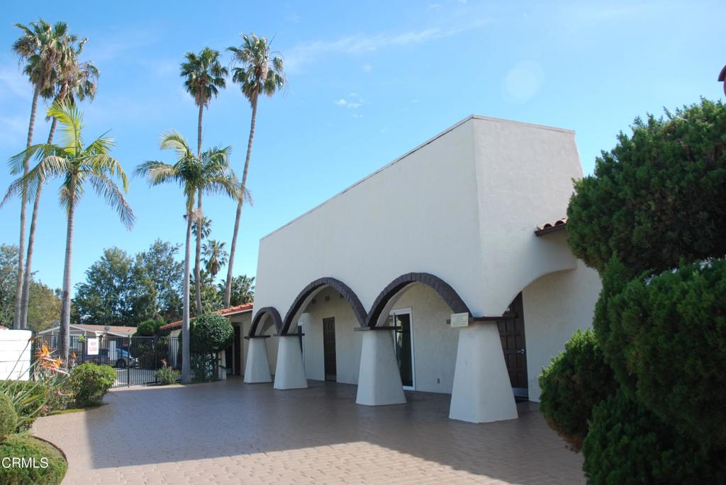 4388 E Central Avenue 63