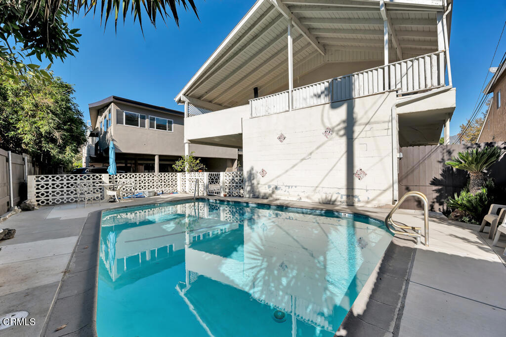 1542 Riverside Drive C