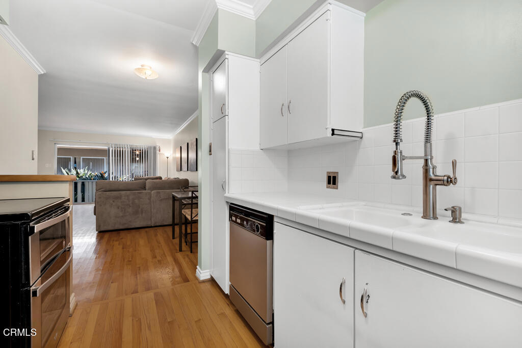 1542 Riverside Drive C