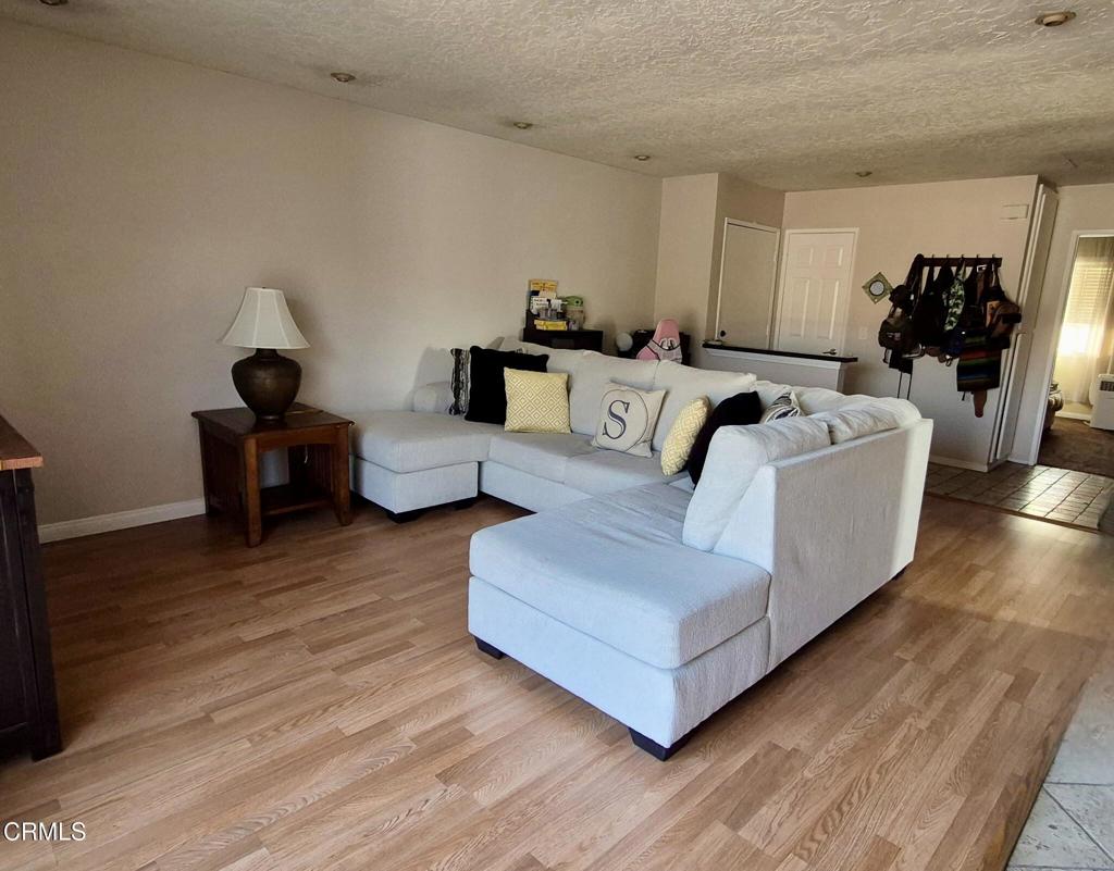 312 W Santa Barbara Street