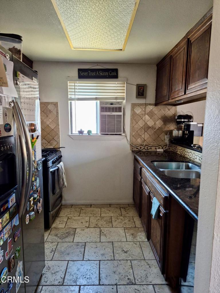 312 W Santa Barbara Street