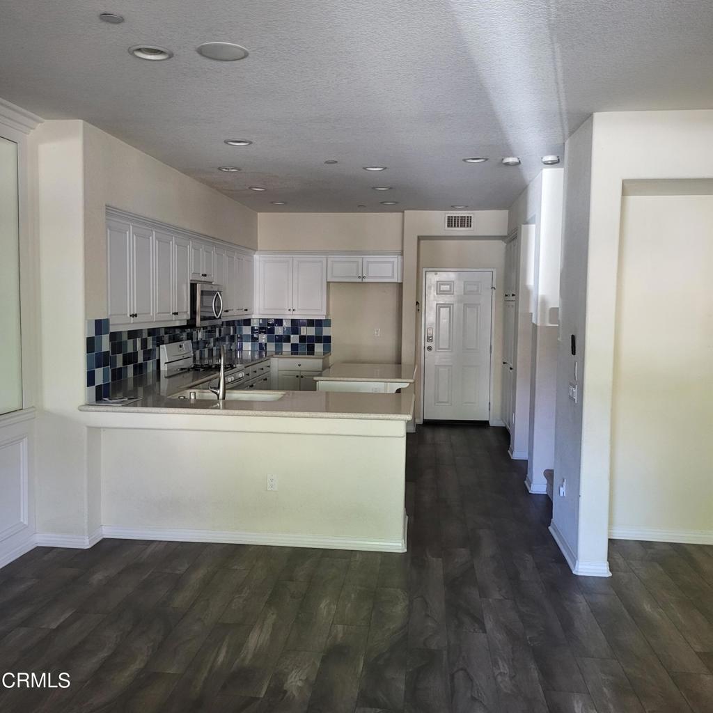 3040 Moss Landing Boulevard