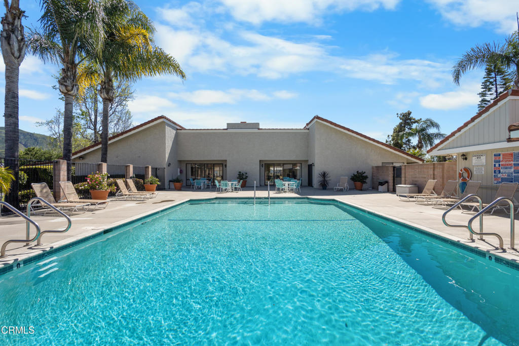 975 W Telegraph Road 77