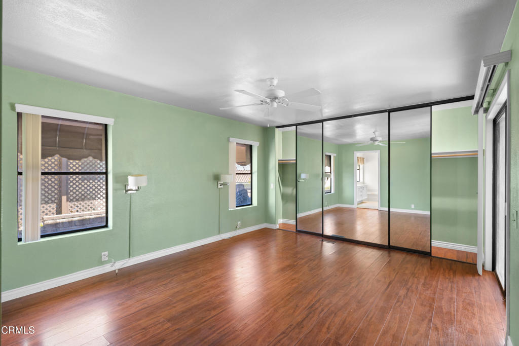 975 W Telegraph Road 77