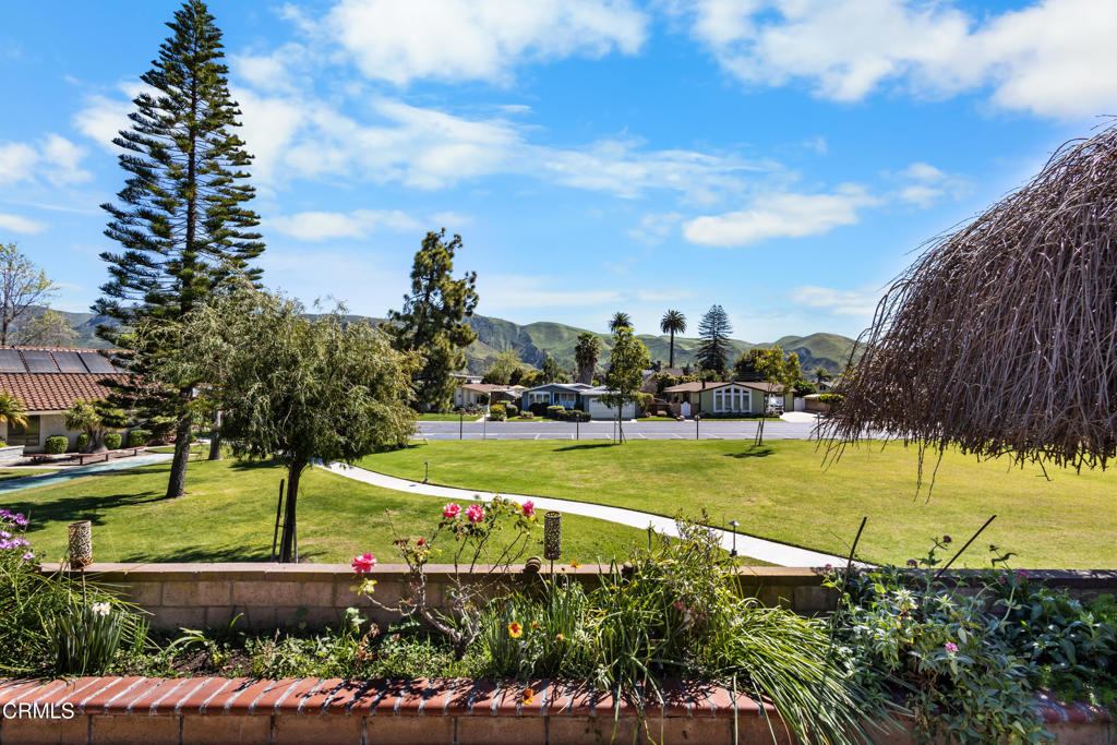 975 W Telegraph Road 77