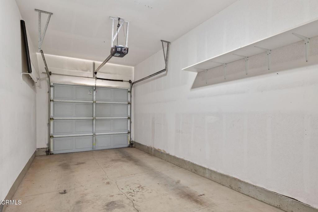 2389 N Ventura Avenue