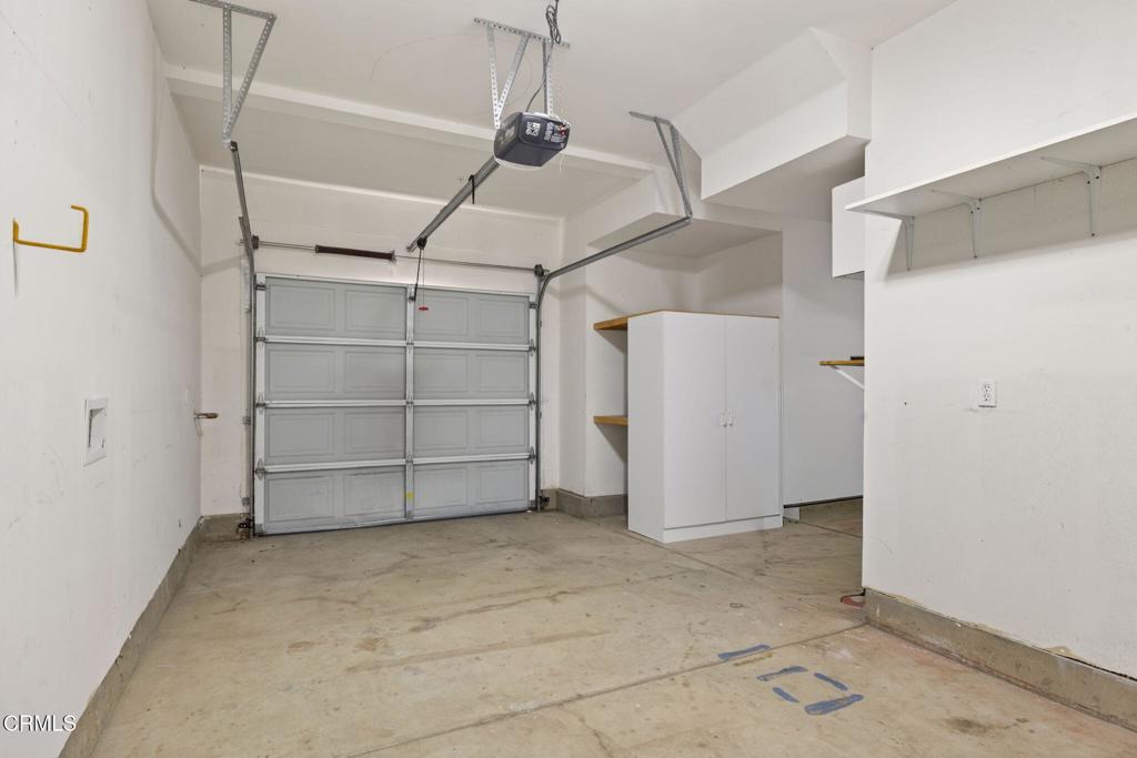 2389 N Ventura Avenue