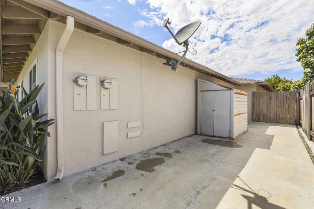 9417 -9419 Petit Court