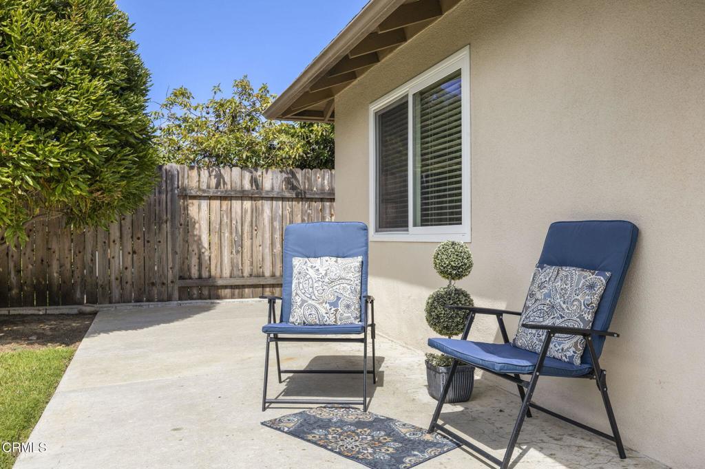9417 9419 Petit Court