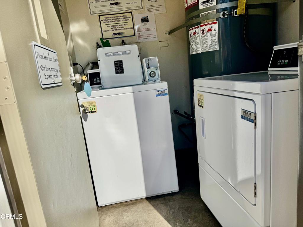 506 Avenida De La Plata