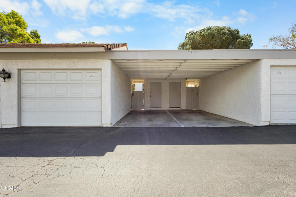 272 Green Moor Place