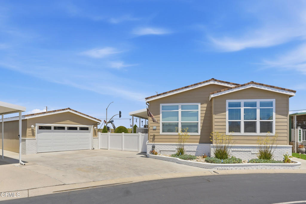 5540 W 5th Street 21