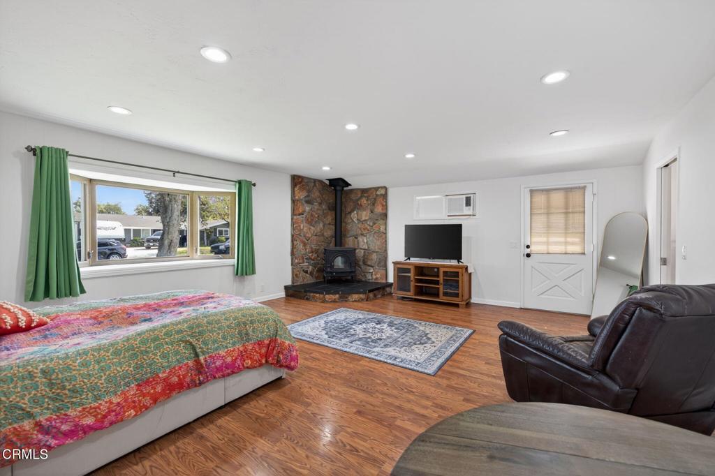 1953 Hobart Drive