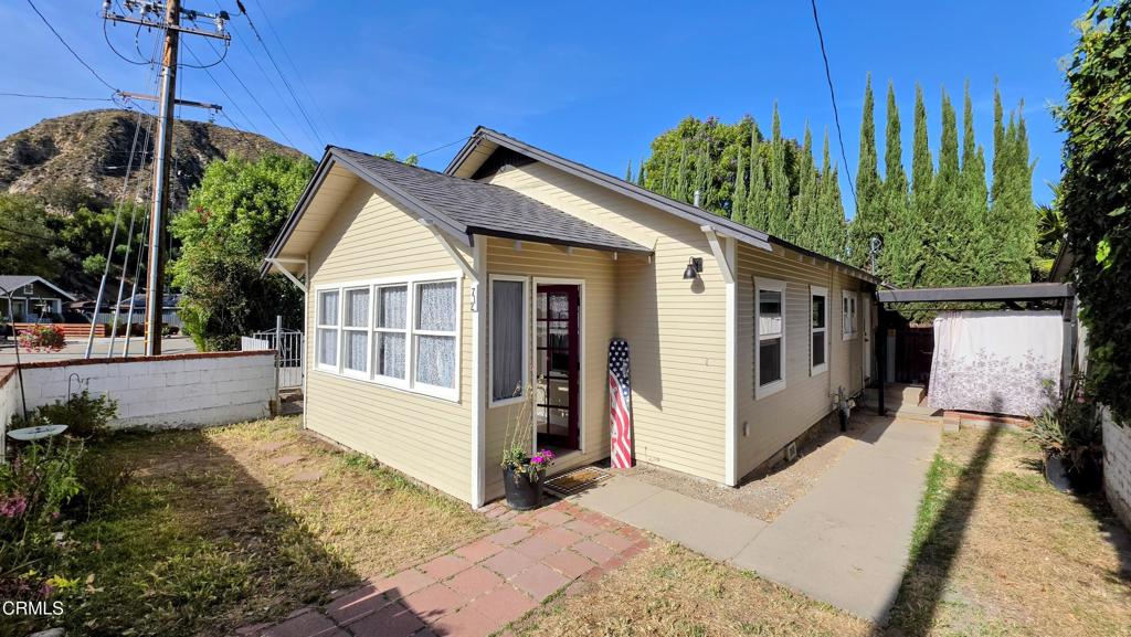 712 Main Street
