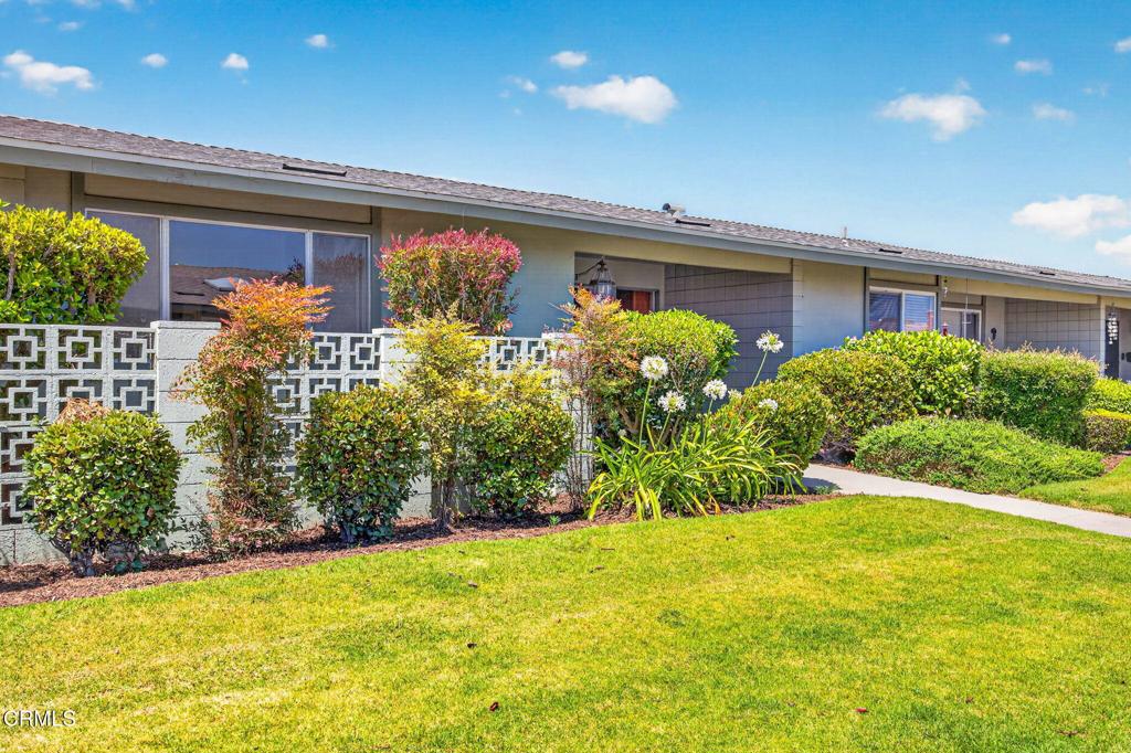 213 E Elfin Green