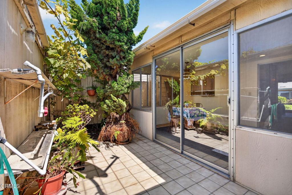 213 E Elfin Green