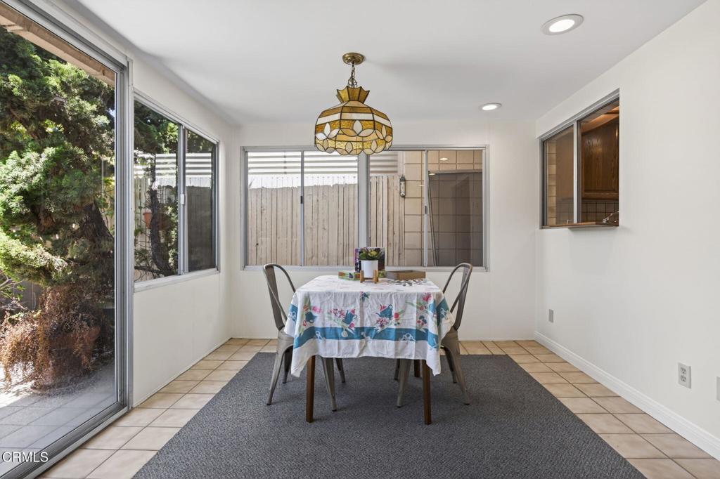213 E Elfin Green