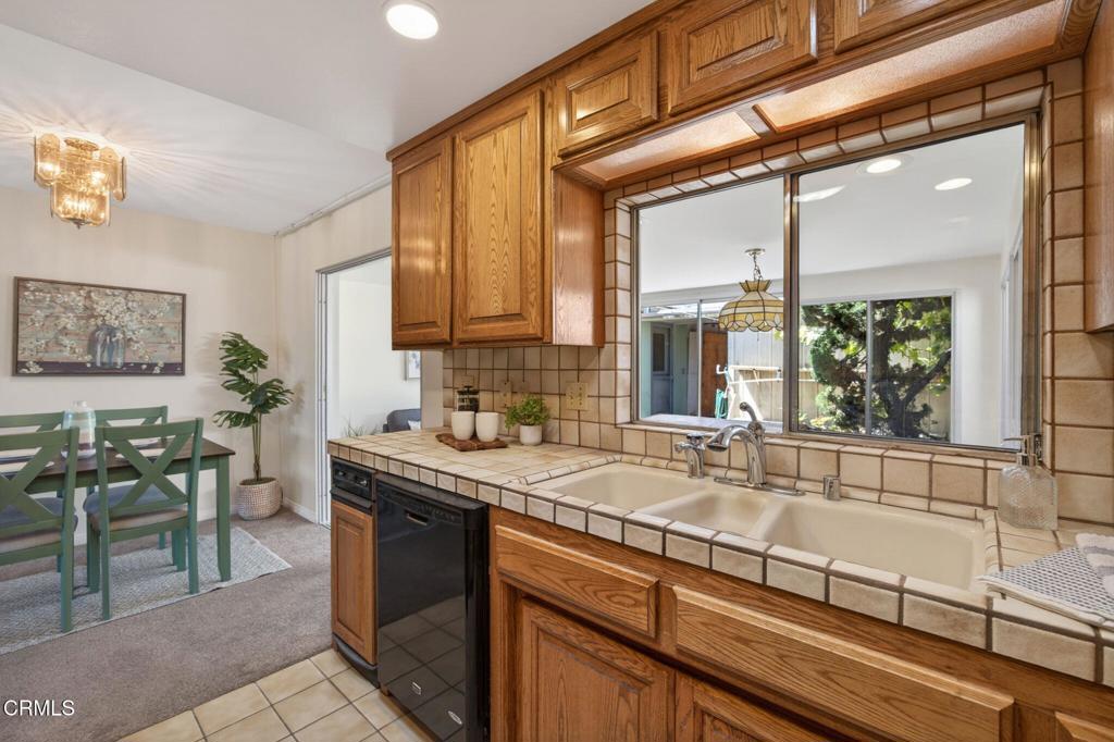213 E Elfin Green