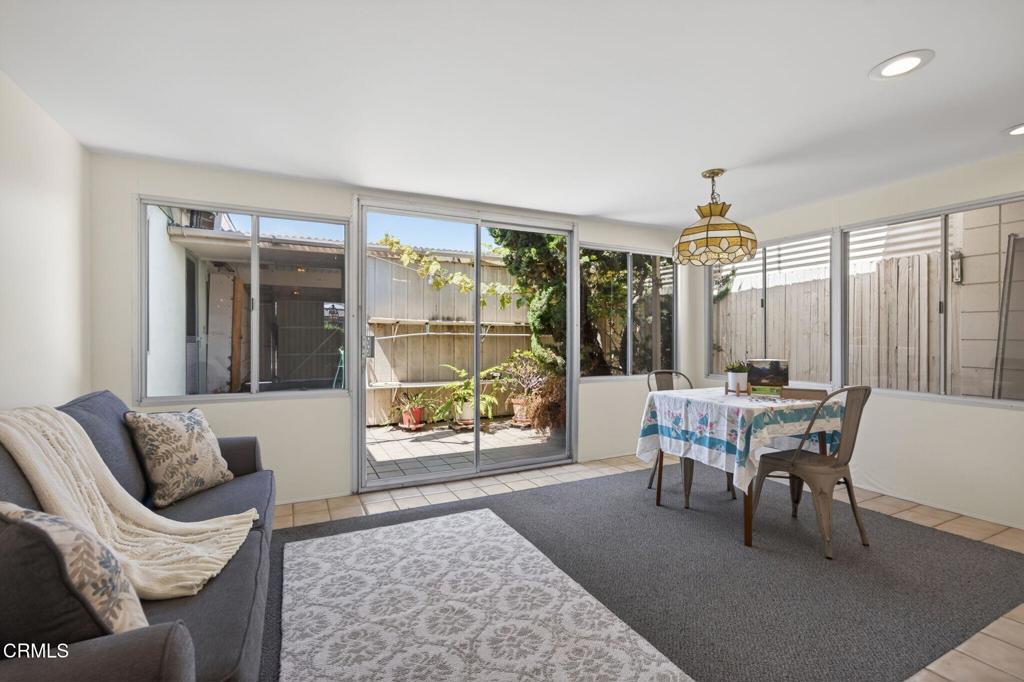 213 E Elfin Green