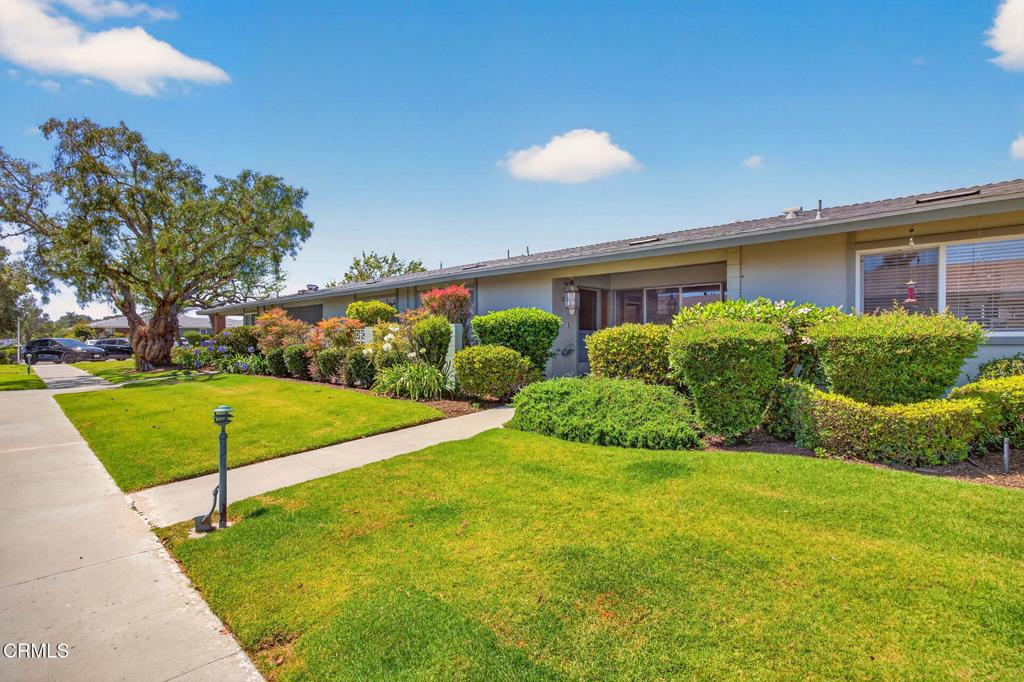 213 E Elfin Green