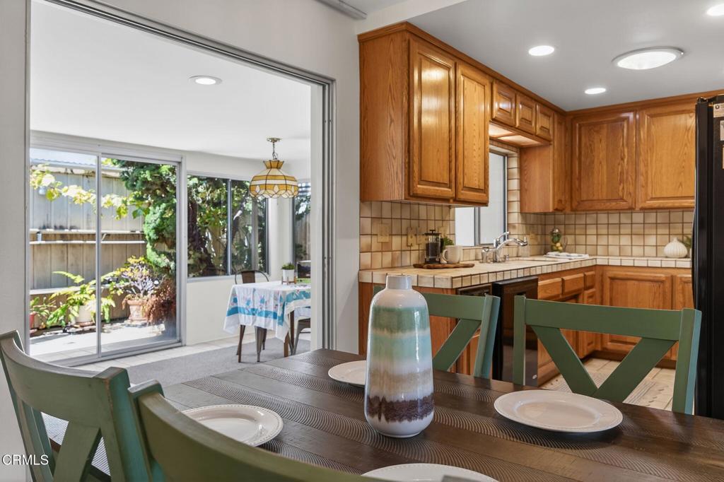 213 E Elfin Green