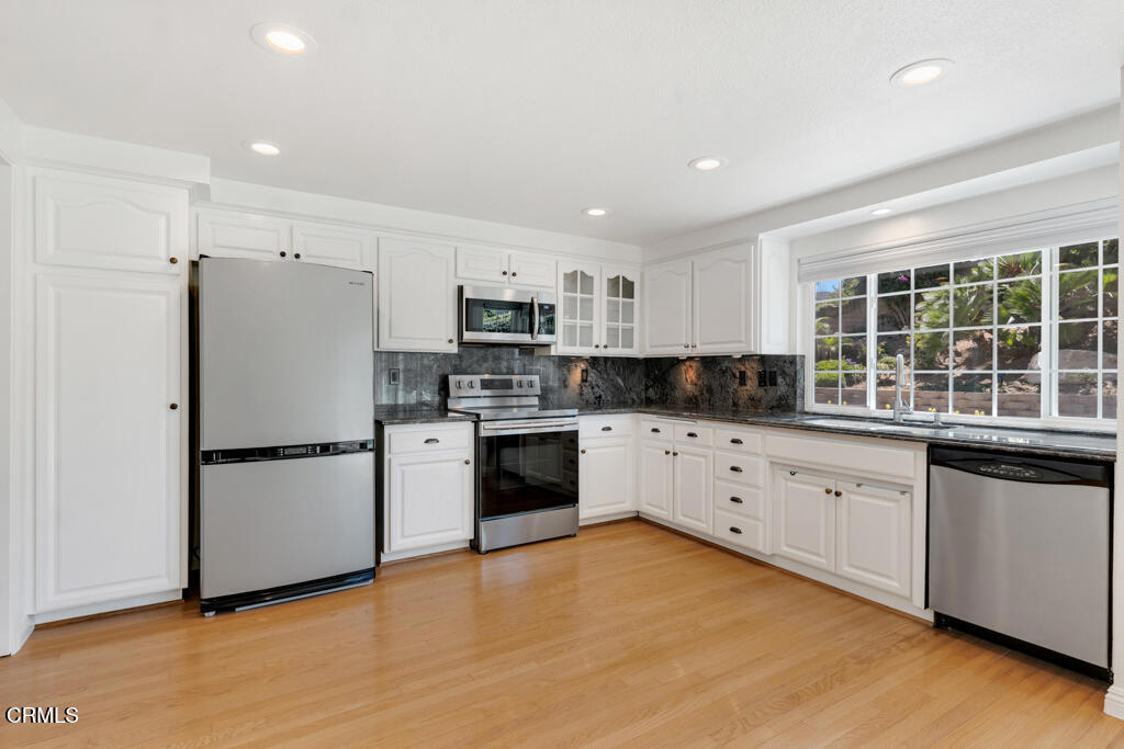 109 Greenmeadow Avenue
