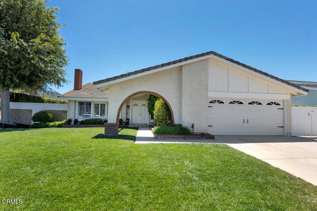 109 Greenmeadow Avenue
