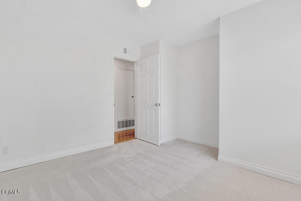 109 Greenmeadow Avenue