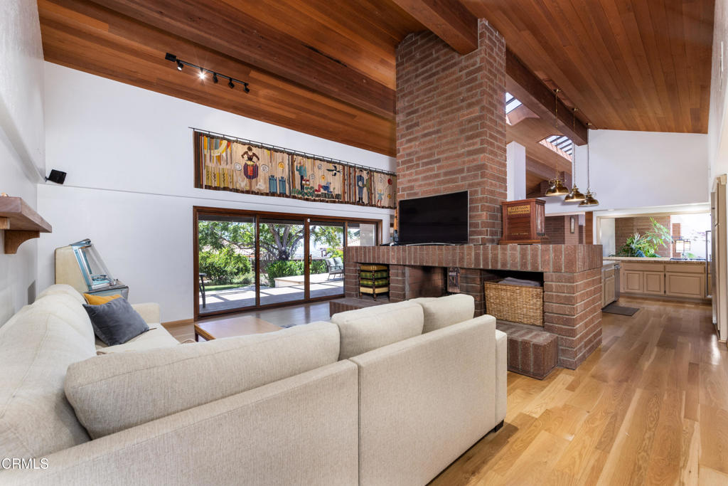 86 Pino Court