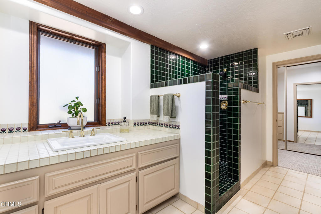 86 Pino Court